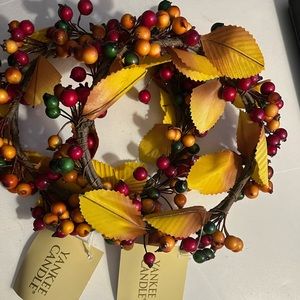 NWT 2 Yankee Candle Fall Candle Accents